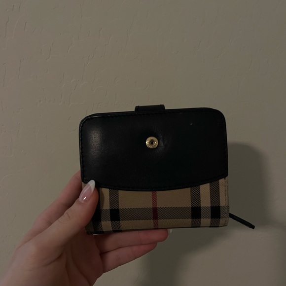 Burberry Wallet - Picture 2 of 4